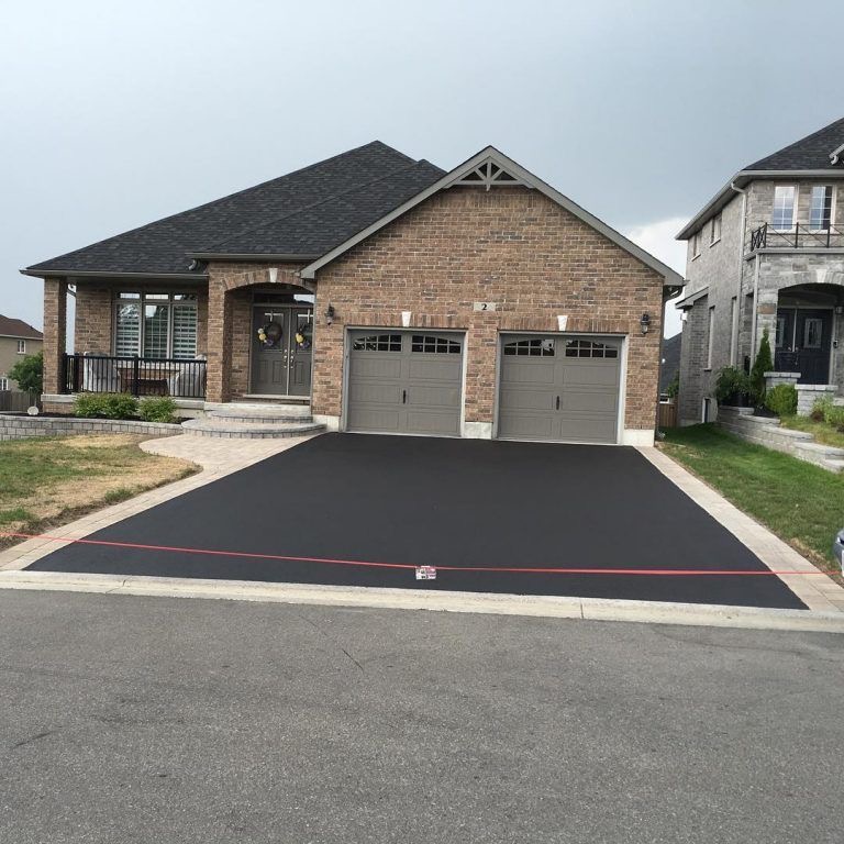 Sealcoating Driveways in Salisbury, Massachusetts