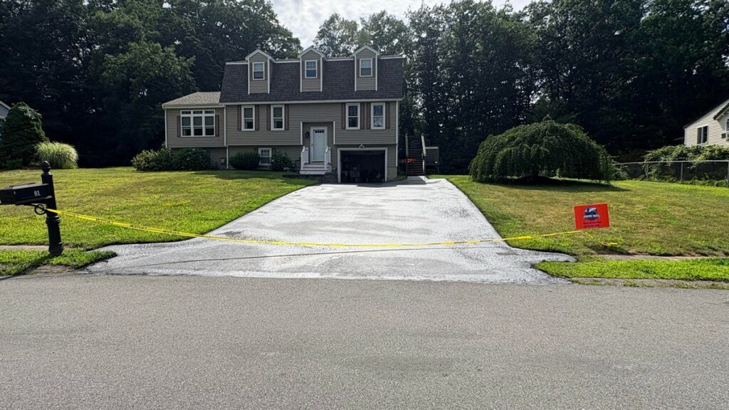 Driveway Sealcoating Groveland MA